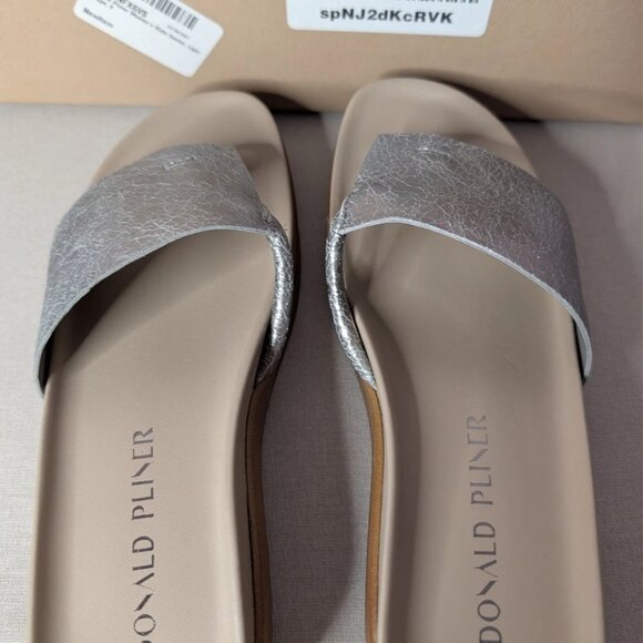 Donald Pliner Fifi Slide Sandals Light Taupe Pebbled Metallic Leather Size 6 - Picture 7 of 11